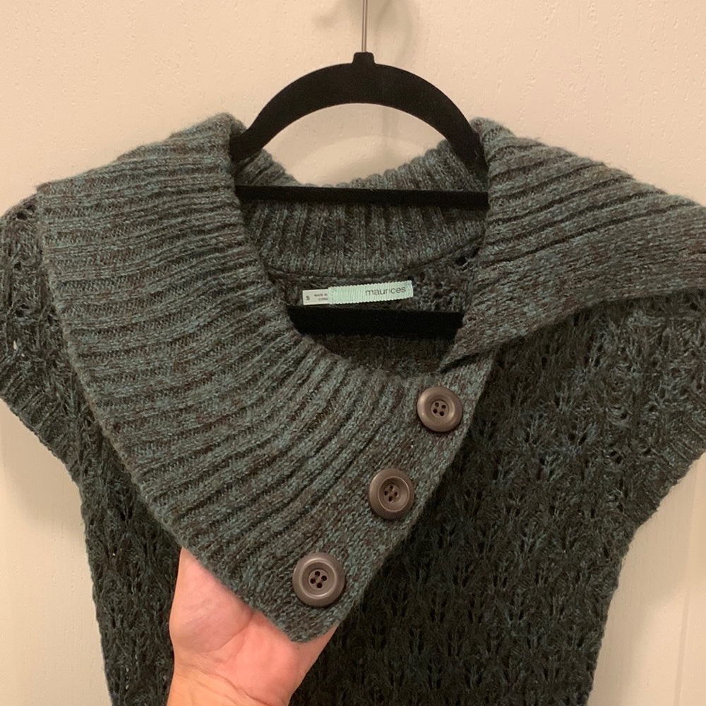 Maurice’s Long Tunic Sweater - Green/Brown - Small